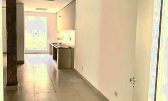 Imagem 5: Linda loja - 130 m2 de área útil - 100 m da estação de metrô Praça da Árvore (linha azul