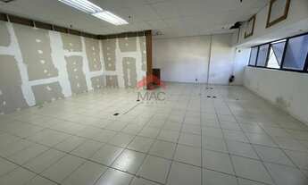 Imagem 2: Sala Comercial para Venda em Salvador, Pernambués, 3 banheiros, 3 vagas