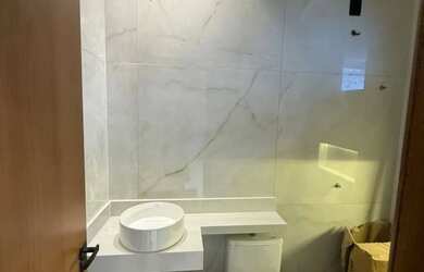 Imagem 5: Casa Térrea Fino Acabamento Sistema Alexa c/ 3 Suítes e Piscina com Cascata