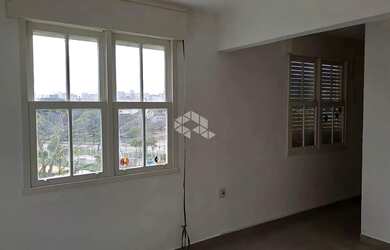 Imagem 4: Apartamento de 2 dormitórios com garagem no Menino Deus próximo das Av. Getúlio Vargas, Ip