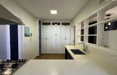 Imagem 6: Apartamento à Venda no bairro Agronômica em Florianópolis/SC - 3 Dormitórios, 1 Suíte, 2 B