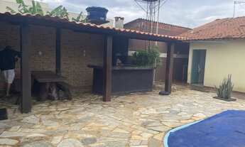 Imagem 3: ALUGA-SE - CASA 3 QUARTOS SENDO 1 SUITE COM CLOSET- PISCINA AQUECIDA E CHURRASQUEIRA