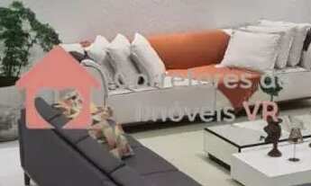 Imagem 3: Linda casa a VENDA com 6 suítes e lazer completo na Morada da Colina!