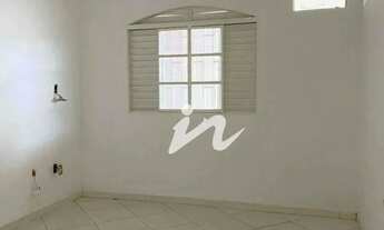 Imagem 2: Casa com 3 dormitórios para alugar, 225 m² - Cazeca - Uberlândia/MG