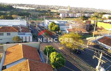 Imagem 3: Sobrado em Avenida Waldemar Guimarães Ferreira - Vila Industrial - Bauru/SP