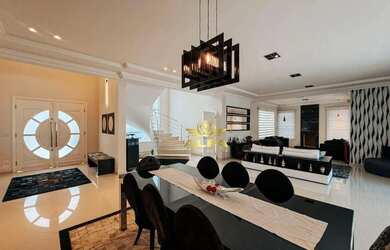 Imagem 3: Casa de Alto Padrão à Venda no Condomínio Jardim Pernambuco I Alfa Imóveis Guarujá