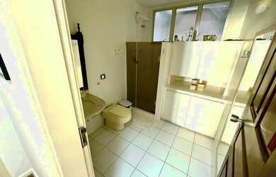 Imagem 4: OPORTUNIDADE: Lindo apartamento reformado 140 m, 3/4 + dependência, sala climat