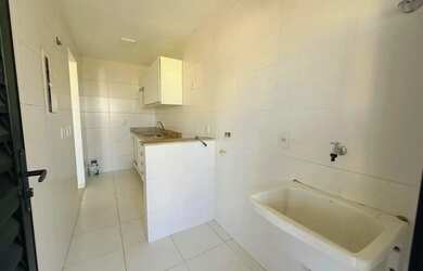 Imagem 6: Vendo Apto no Ed.Águas de Março, c/ 2 quartos, sendo 1 suíte, cozinha, banheiro social e 1