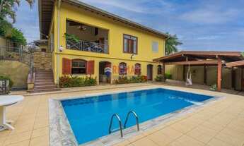 Imagem: A Casa Amarela térrea com 5 quartos à