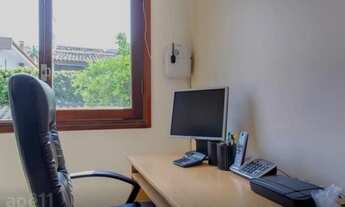 Imagem 5: Casa de 5 Dormitórios na Rua Doutor Erasmo Teixeira de Assunção