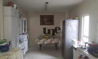 Imagem 5: Excelente casa com edícula para locação e venda