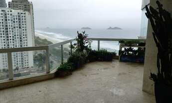 Imagem 2: Lindo Apart. para venda, frontal Mar, possui 300 mts2, com 03 suítes