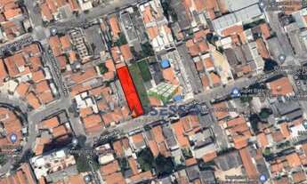 Imagem 3: Terreno de 500 m², com 10 m de frente e 50 m de lateral, ideal para investidores e constru