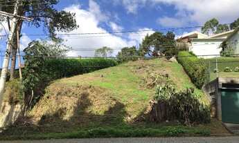 Imagem: Terreno com 670m2 em frente ao Caledônia