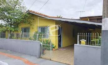 Imagem: CASA COM EDÍCULA A VENDA EM BALNEÁRIO