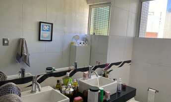 Imagem 6: Cobertura para venda possui 480 metros quadrados com 5 quartos em Boa Viagem - Recife - PE