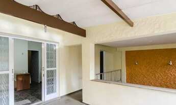 Imagem 4: Sobrado para venda possui 121 metros quadrados com 3 quartos em Centro - São Bernardo do C