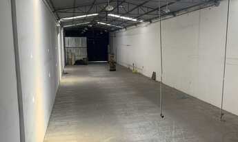 Imagem 3: Galpão 530m2 Galpão / depósito com aluguel por R$14.000 /mês