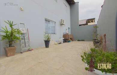 Imagem 6: Conforto, lazer e mobilidade resumem esta belíssima casa localizada no bairro Água Verde e