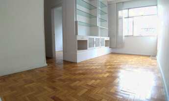 Imagem 2: Apartamento 2 quartos com dependências completas na Rua Paissandu, Laranjeiras