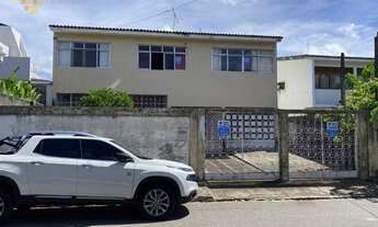 Imagem: Rua sem saída, 337m2 de terreno, 300m2