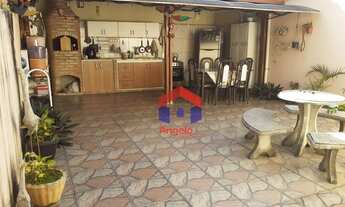 Imagem: Casa com 3 quartos à venda por R$ 550.000