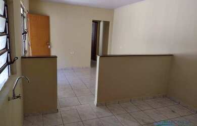 Imagem 3: Casa com 1 dormitório amplo para alugar, 65 m² por R$ 800/mês - Waldemar Hauer - Londrina