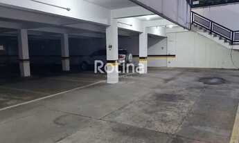 Imagem 7: Apartamento para alugar, 3 quartos, 1 suíte, 2 vagas, Centro - Uberlândia/MG - R$ 1.700,00