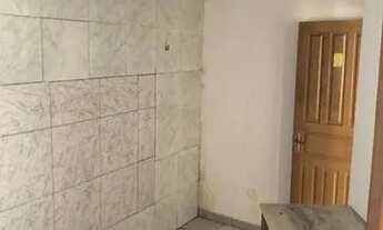 Imagem 3: Alugo kit Net Casa com 1 dormitório