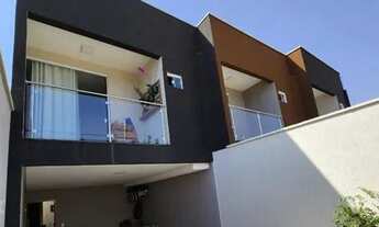 Imagem: Sobrado com 3 Quartos à venda - Setor Gentil