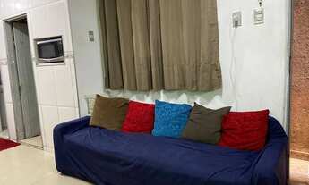 Imagem 2: Sobrado com 2 casas olhe a descrição