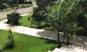 Imagem 3: Casa de condomínio Aldeia do Vale possui 495 metros quadrados com 4 suites