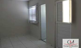 Imagem 3: Apartamento com 1 dormitório para alugar, 63 m² por R$ 850,00/mês - Papicu - Fortaleza/CE