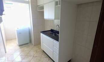 Imagem 5: Apartamento com 2 dois dormitórios, 1 vaga, Reformado, com armários na Vila Mangalot