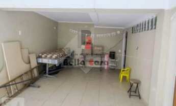 Imagem: Sobrado com sacadas e salão Festas e ponto