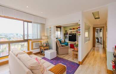 Imagem 2: Apartamento para venda tem 87 metros quadrados com 3 quartos em Passo da Areia - Porto Ale