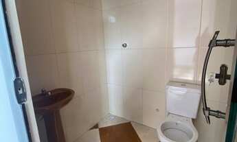 Imagem 2: Sala comercial no centro da Mantiquira, Xerém, 27m2