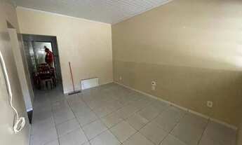 Imagem 2: Casa na Compensa, próximo ao supermercado Nova Era