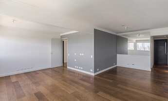 Imagem 7: Apartamento amplo e reformado com 2 dormitórios, lavabo e 1 vaga para locação Jd. Paulista