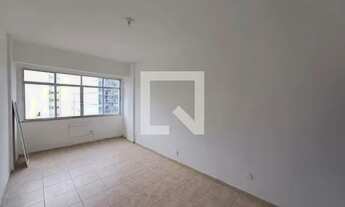 Imagem 2: Apartamento para Aluguel - Centro , 1 Quarto, 44 m2