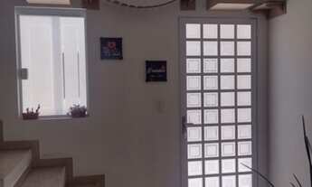 Imagem 4: Moça para dividir aluguel