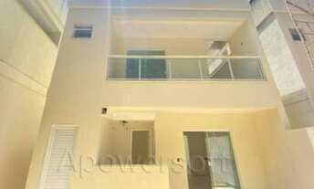 Imagem: Casa em rua asfaltada com 3 suítes em Serra