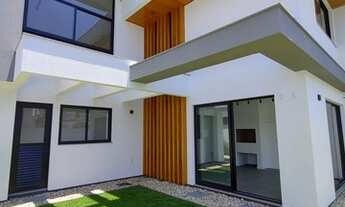 Imagem 3: Casa para venda possui 216 metros quadrados com 3 quartos em Pedra Branca - Palhoça - SC