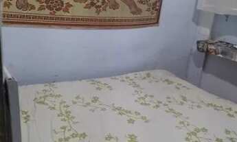 Imagem: Aluga-se uma kitnet uma pessoa e 800 casal