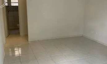 Imagem 2: Alugo em pau amarelo , Sebastião Amaral