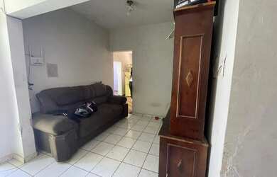 Imagem 8: Casa em Montes Claros, no bairro São Judas Tadeu, à venda