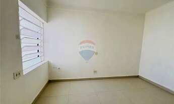 Imagem 7: Ponto comercial no centro, sendo 5 salas copa e 2 banheiros