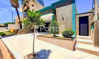 Imagem 3: Conforto e Estilo: Casa com Suíte e Área Gourmet Para Venda no Condomínio Amazonas, Próxim