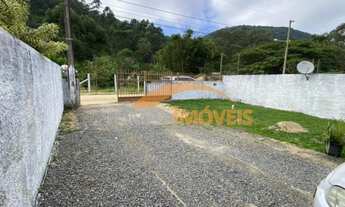 Imagem 5: Casa com amplo pátio em bairro tranquilo ? Bairro Nova Brasília, Imbituba/SC