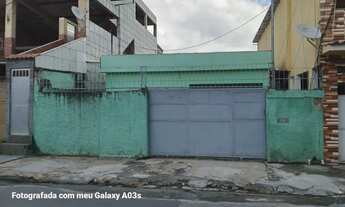 Imagem: Casa à Venda - 3 Quartos - Ótima Localização